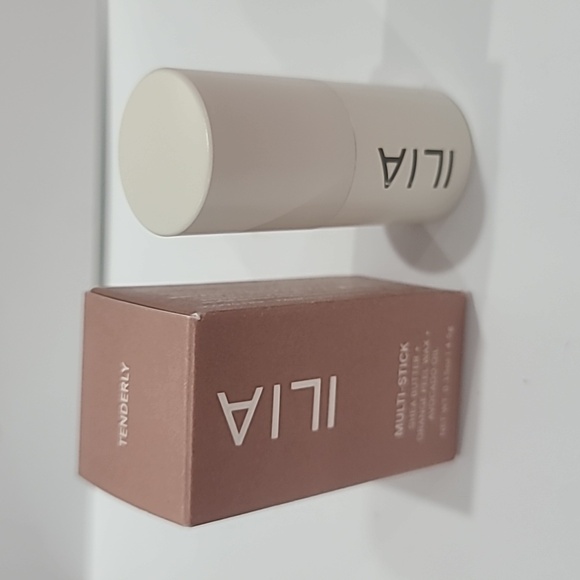 NIB ✅ ILIA #TENDERLY Multi-Stick Cream Blush + Highlighter + Lip Tint ✨ BNIB - Picture 8 of 9